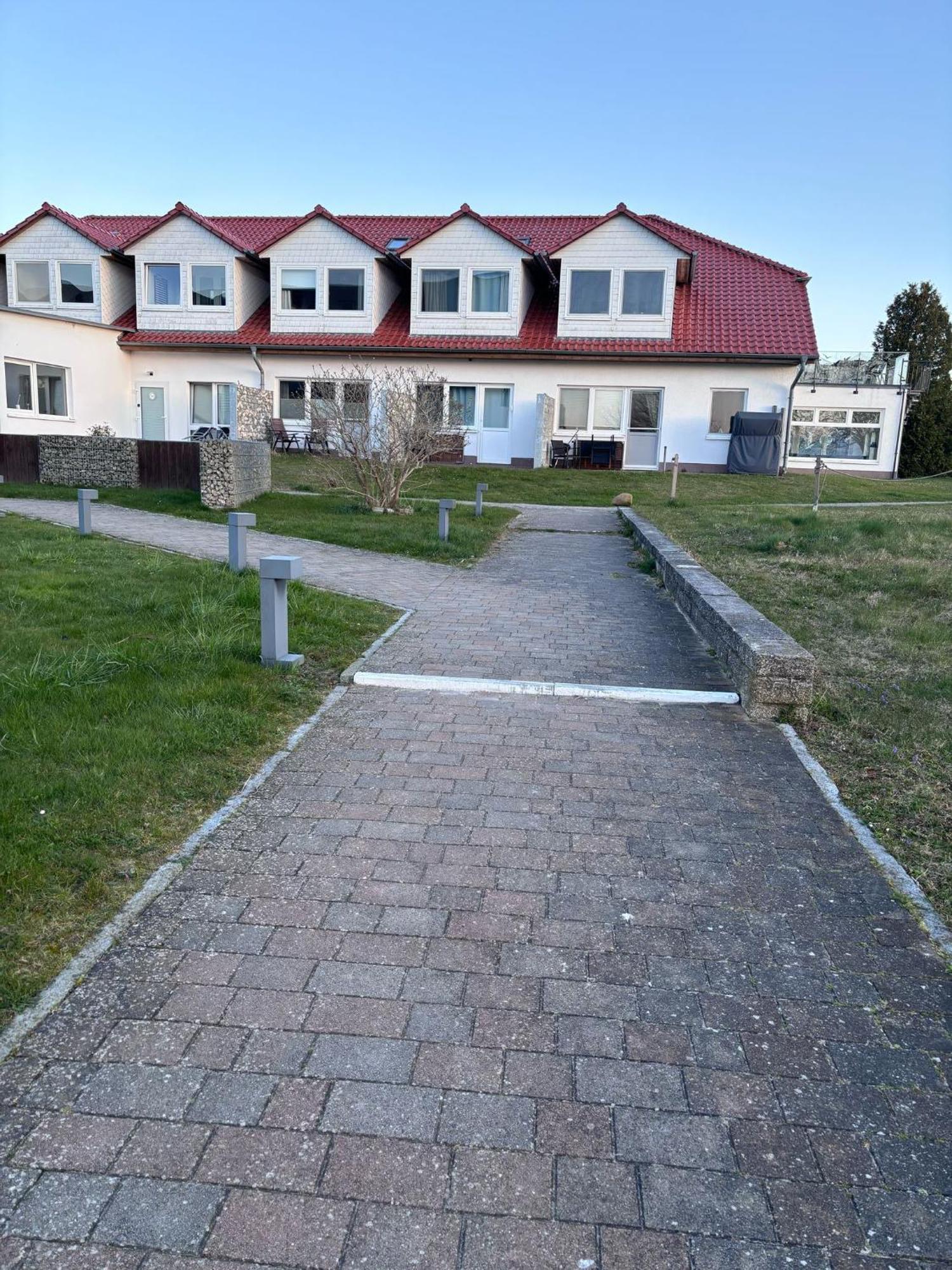 App 2 Stylische Surfoase Am Wasser Dranske Bagian luar foto